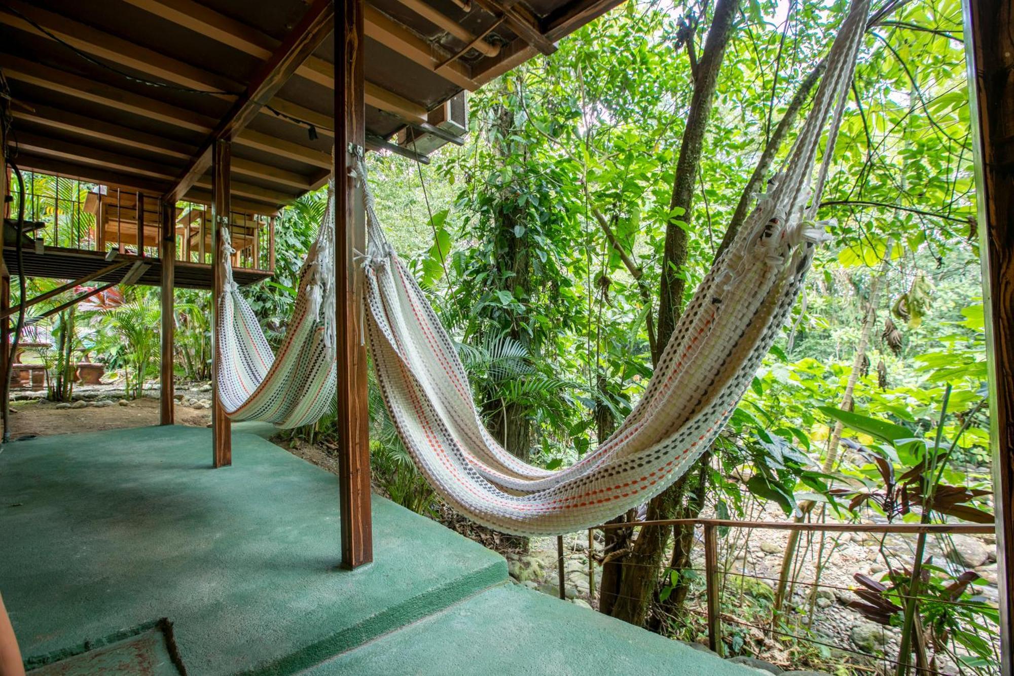 Cabanas Rio Escondido En La Fortuna Luaran gambar