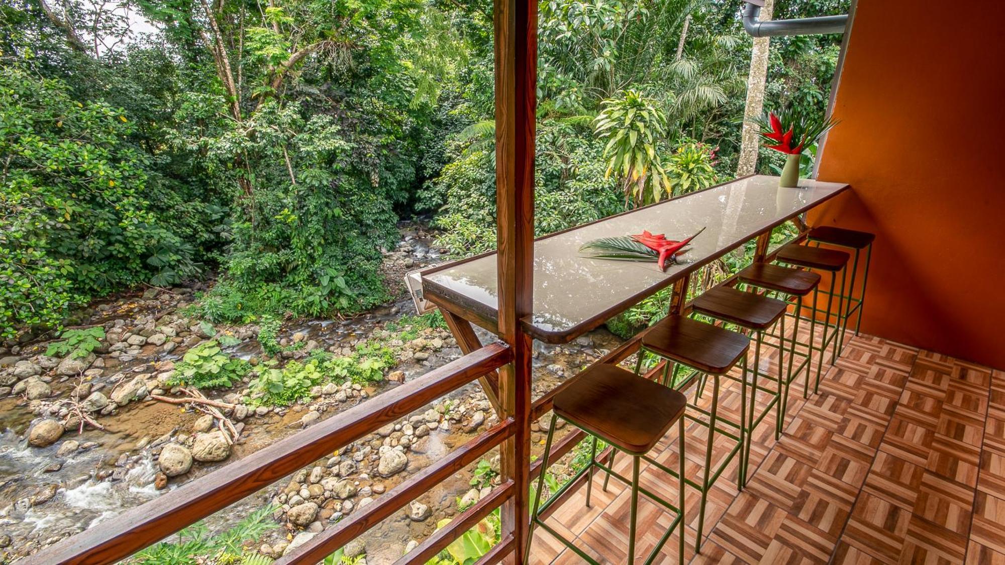 Cabanas Rio Escondido En La Fortuna Luaran gambar