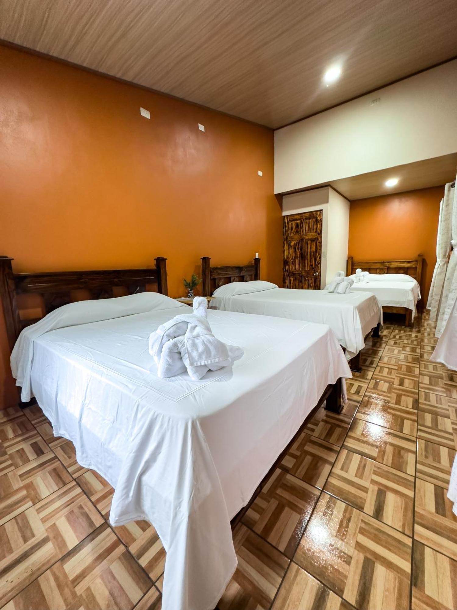 Cabanas Rio Escondido En La Fortuna Luaran gambar