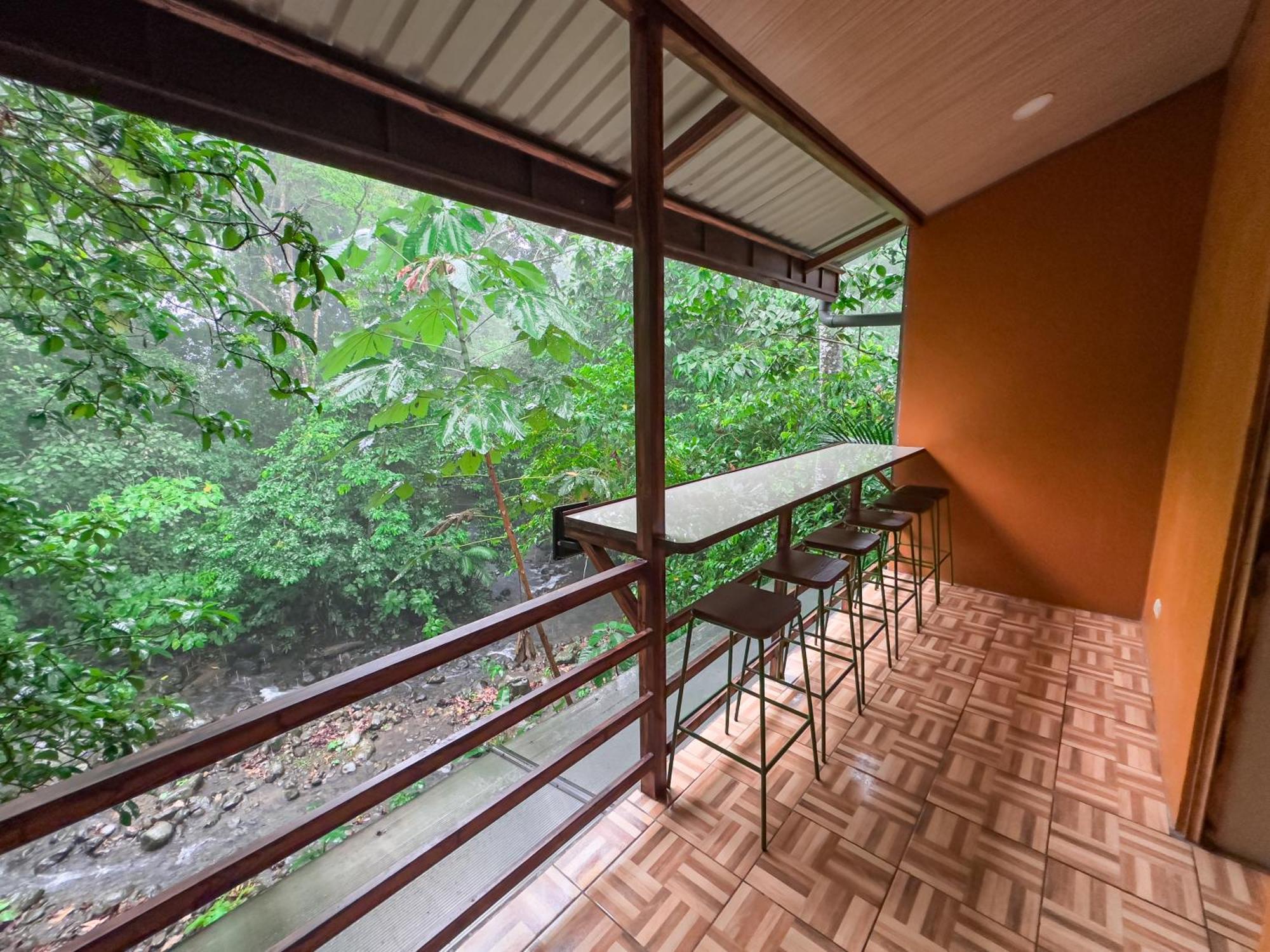 Cabanas Rio Escondido En La Fortuna Luaran gambar
